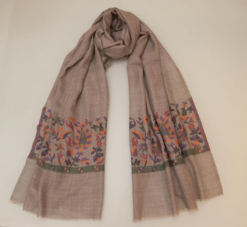 CASHMERE WITH KANI BORDER - GRAY WITH GREEN AND PURPLE WEAVE - makersweave.com